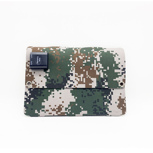 ราคาโรงงานโดยตรง แผงโซลาร์เซลล์พับได้แบบพกพา 15W กันน้ำ สำหรับตั้งแคมป์กลางแจ้ง พลังงานแสงอาทิตย์ จัดส่งฟรี - Product Image 2