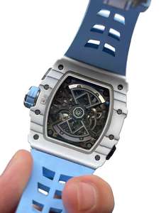 Montre mécanique automatique de plongée de luxe 2025, personnalisée, en forme de tonneau, squelette, en acier inoxydable, résistante à l'eau, bleu et blanc - Product Image 3