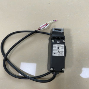 สวิตช์ล็อคประตูนิรภัย IDEC HS5E-VA4 HS5L-VA4 สำหรับเครื่องฉีดพลาสติก - Product Image 4