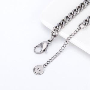Yunnique – collier en acier inoxydable pour hommes, avec pendentif visage souriant, breloque d'amour, style Hip Hop, bijoux cadeau - Product Image 4