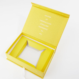 New Custom Printing Girls Acrylic Fashion Small Packaging Gift Box Magnetic Box - Product Image 1