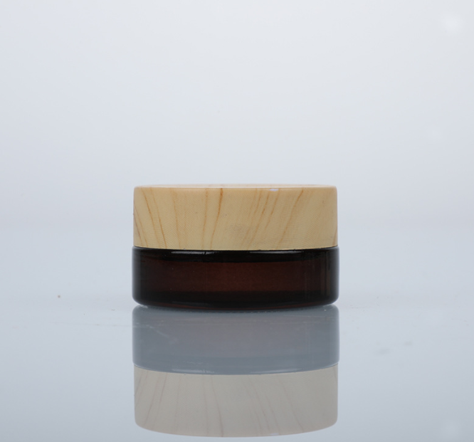 ขวดแก้วสีเหลืองอำพัน ฝาไม้ไผ่พลาสติก