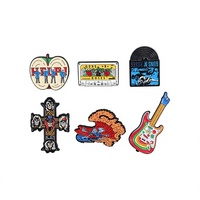 Broche Rétro Guitare et Cassette Classique Style Punk, Accessoire de Tenue, en Alliage Émaillé