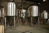 Réservoir conique de fermentation de bière en acier inoxydable 1000l avec veste de refroidissement