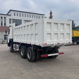 <span class=keywords><strong>Camion</strong></span> <span class=keywords><strong>benne</strong></span> d'occasion HOWO A7 6x4 pour flotte minière africaine, carrosserie de transport de marchandises de grande capacité, blanc, rouge, vert, bleu - Product Image 3
