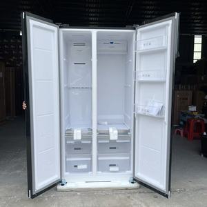 Refrigerador de Dos Puertas Laterales, 693L, Gran Capacidad, Vidrio Negro, Enfriamiento por Ventilador, Sin Escarcha Total, Compresor, Estándar Europeo - Product Image 4