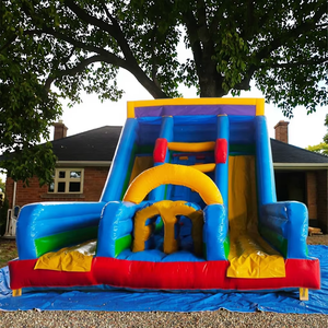 Structure gonflable commerciale double piste avec toboggan, mur d'escalade, château gonflable et parcours d'obstacles pour enfants et adultes, idéale pour la location événementielle - Product Image 4