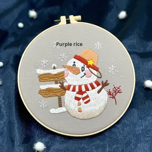 Main <span class=keywords><strong>anglais</strong></span> guirlande <span class=keywords><strong>de</strong></span> noël broderie point <span class=keywords><strong>de</strong></span> croix couture peinture décorative dessin animé bonhomme <span class=keywords><strong>de</strong></span> neige wapiti peinture suspendue - Product Image 6