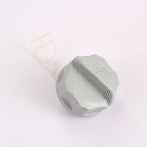 Bouchon de réservoir d'essence gris universel de style Kawasaki pour tondeuse à gazon – Pièce de rechange - Product Image 3