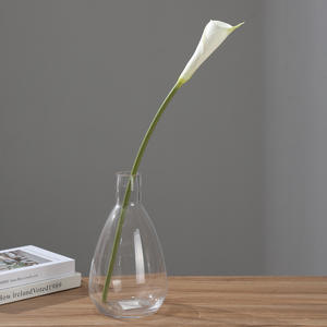 Lirios de Cala Artificiales de 26 Pulgadas, Color Morado, Tacto Real, Tallo Largo, para Jarrones Altos, Decoración de Interiores para Bodas, Oficinas y Hogares - Product Image 3