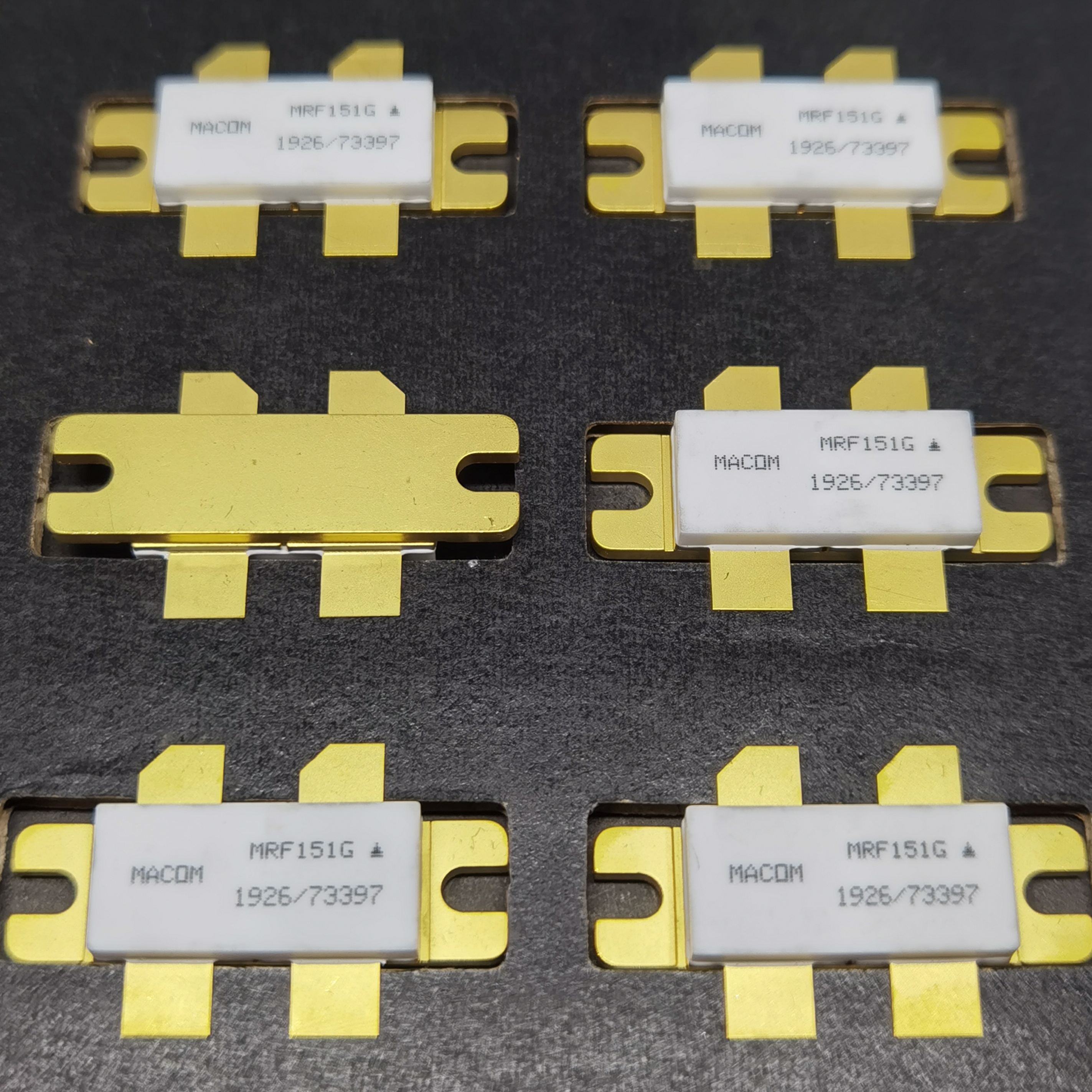 Новый оригинальный транзистор MRF151G