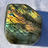 Pierre de Labradorite Naturelle Polie à Éclat Bleu, Forme Libre, pour la Guérison Spirituelle et les Cadeaux en Cristal – Vente en Gros