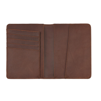 Cadeau de voyage en cuir véritable Crazy Horse vintage personnalisé couverture de passeport personnalisée avec porte-cartes et logo personnalisé