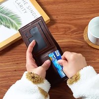 Dompet pendek kulit PU pria, kpurse koin Multi kartu, kasual tipis tiga lipat Horizontal untuk lelaki muda