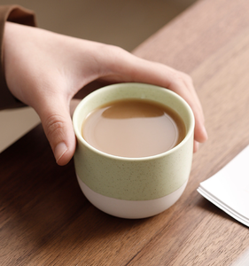 Mug à café ou à thé personnalisé avec logo, 200 ml, style traditionnel, en porcelaine osseuse, écologique, sans BPA, passe au lave-vaisselle, avec motif floral, à tenir à la main - Product Image 5