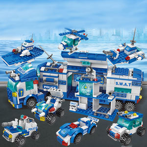 Lele Brother 700 Pezzi 8 in 3 MOC Città Stazione Camion Veicolo Robotico Mattoncini con Personaggi Poliziotto Giocattoli da Costruzione - Product Image 4