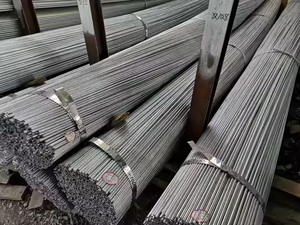 Promoción Fábrica al por mayor Construcción <span class=keywords><strong>de</strong></span> edificios B500b 1/2 pulgadas 3/8 pulgadas 8mm 10mm 16mm <span class=keywords><strong>Barra</strong></span> <span class=keywords><strong>de</strong></span> refuerzo <span class=keywords><strong>de</strong></span> <span class=keywords><strong>hierro</strong></span> al mejor <span class=keywords><strong>precio</strong></span> - Product Image 2