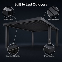 Pergola bioclimatique en aluminium noir mat à lames orientables pour allée de villa, patio et jardin