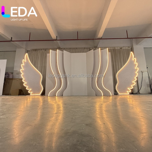 ซุ้มโค้งพีวีซีสำหรับงานปาร์ตี้แบบกำหนดเองของ LEDA ฉากหลังซุ้มโค้งอะคริลิคพร้อมขาตั้งพีวีซีสำหรับงานแต่งงาน ซุ้มอะคริลิคตกแต่งเวที ฉากหลังดอกไม้พร้อมขาตั้ง - Product Image 6