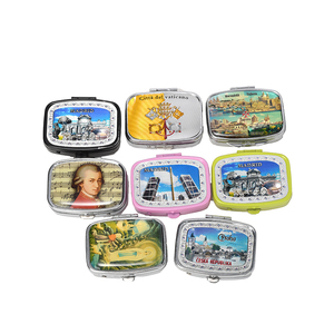 Caja <span class=keywords><strong>de</strong></span> medicina cuadrada exquisita <span class=keywords><strong>de</strong></span> alta calidad OEM, organizador <span class=keywords><strong>de</strong></span> pastillas cuadrado Chapado en Metal <span class=keywords><strong>de</strong></span> <span class=keywords><strong>Madrid</strong></span>, Pastillero con espejo <span class=keywords><strong>de</strong></span> bolsillo Praha - Product Image 1