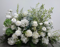 Arrangements de sol d'allée de fleurs de mariage artificielles blanches et roses poussiéreuses de style européen pour la décoration de passerelle de lieu de mariage