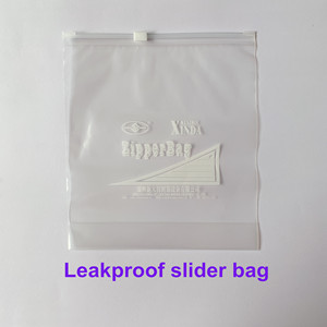 Machine à fabriquer des sacs à <span class=keywords><strong>fermeture</strong></span> <span class=keywords><strong>éclair</strong></span> avec dispositif d'<span class=keywords><strong>attache</strong></span> de <span class=keywords><strong>fermeture</strong></span> <span class=keywords><strong>éclair</strong></span> et dispositif d'insertion automatique du curseur - Product Image 6