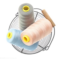 Benang Jahit Poliester Spun 100% Kemasan Karton Serat Yizheng Warna Celup Bersertifikasi Oeko-Tex 40S/2 Count Daya Tahan Tinggi