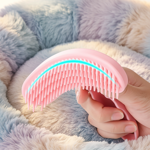 Cepillo de Baño para Mascotas de Silicona Suave con Diseño Elíptico Universal 2026, Peine Cónico con Orificio para Colgar, para el Cuidado y Masaje de Mascotas - Product Image 1