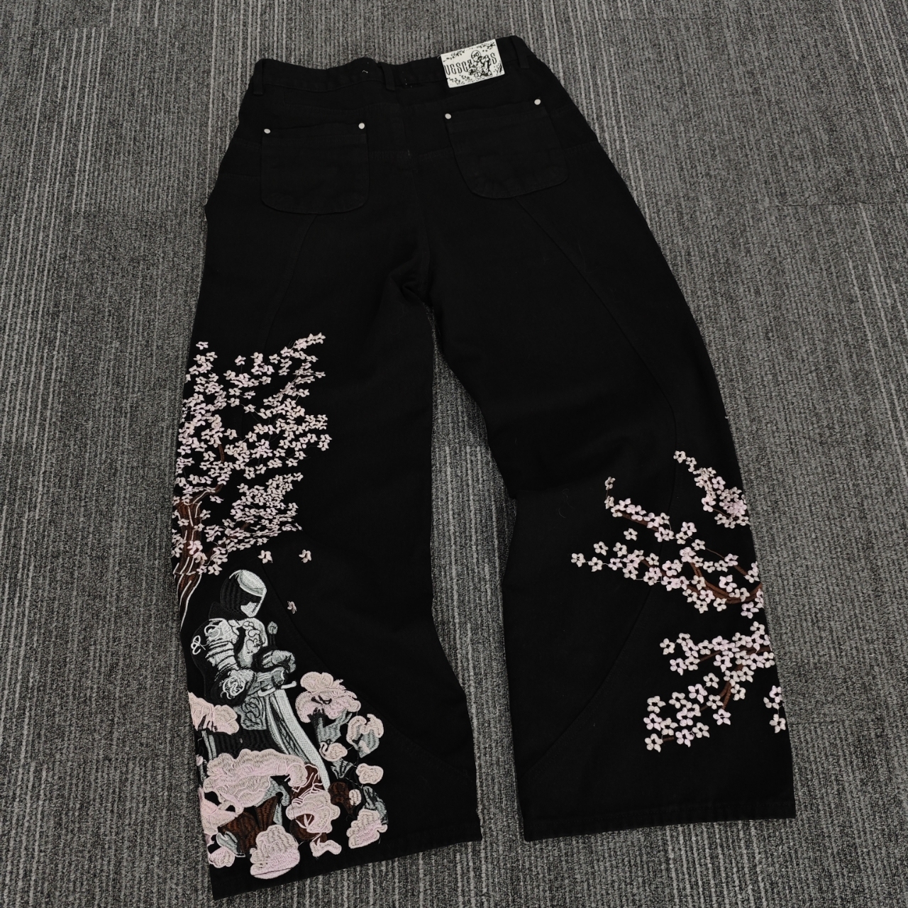 Black Acid Wash