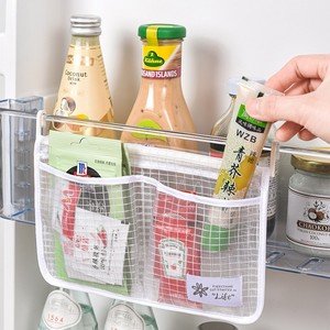 Sac de rangement en filet pour réfrigérateur, organisateur de cuisine suspendu à double compartiment, blanc et bleu, taille M - Product Image 1
