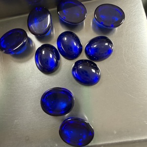 Créé en laboratoire # 34 pierres précieuses synthétiques en corindon bleu royal, taille cabochon ovale, en vrac - Product Image 2