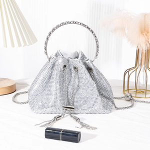 Sac de soirée de luxe minimaliste haut de gamme Bell, nouveau sac à bandoulière plissé de couleur unie pour mariage et fête, sac de marque - Product Image 1