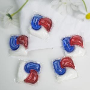 Dosettes de détergent à <span class=keywords><strong>lessive</strong></span> <span class=keywords><strong>en</strong></span> <span class=keywords><strong>poudre</strong></span> et <span class=keywords><strong>liquide</strong></span> naturel de haute qualité Nettoyants jetables parfumés à formule douce pour le lavage des vêtements - Product Image 1