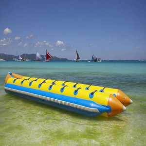 Banana Boat inflable 8 personas jugando en la playa surf - Product Image 1