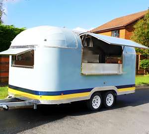 Camion de restauration d'<span class=keywords><strong>occasion</strong></span> professionnellement remis à neuf avec inspection mécanique récente, extérieur repuissé et garantie pour un démarrage sécurisé - Product Image 2