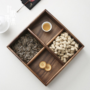 Bandeja de frutas dividida de madera de nogal con cuatro compartimentos, rectangular, para servir bocadillos en la mesa de centro de la sala de estar. - Product Image 2