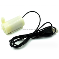 Mini pompe à eau horizontale et verticale DC 3V petit produit de circuits intégrés de pompe de fontaine submersible avec des options de 4.5V 5V 6V