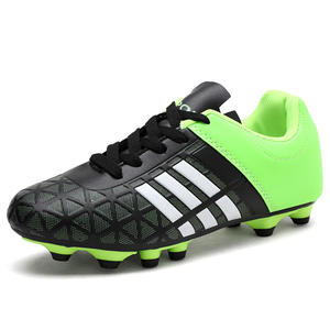 Vente en gros <span class=keywords><strong>de</strong></span> <span class=keywords><strong>chaussures</strong></span> <span class=keywords><strong>de</strong></span> football pour hommes et femmes <span class=keywords><strong>chaussures</strong></span> d'entraînement <span class=keywords><strong>de</strong></span> football <span class=keywords><strong>de</strong></span> grande <span class=keywords><strong>taille</strong></span> pour élèves du primaire et du secondaire <span class=keywords><strong>chaussures</strong></span> pour adolescents - Product Image 1