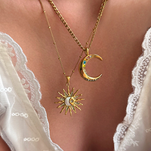 Collier pendentif lune MYNECK pour femme, en acier inoxydable plaqué or 18 carats PVD, résistant au ternissement, <span class=keywords><strong>style</strong></span> chrétien, tendance et mode - Product Image 3