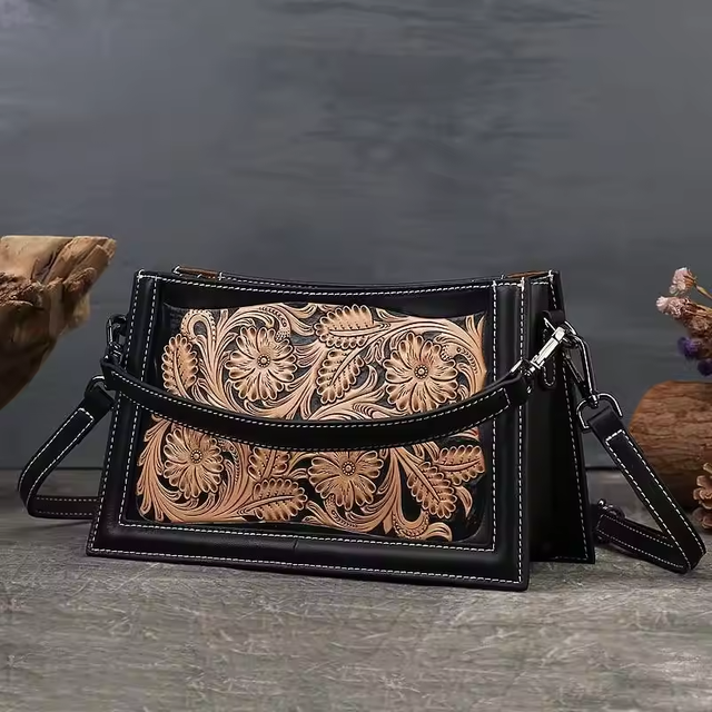 2024 Italy Genuine Leather Small Bags Hand-Carved Retro Single Square Customised Handbags for Women Luxury Bridal Wedding Purses