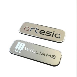 เข็มกลัดโลโก้แบบกำหนดเองราคาประหยัด ป้ายชื่อ ป้ายโลโก้บริษัท ป้ายโลหะเคลือบเงา รูปทรงตามสั่ง ผลิตด้วยวิธีหล่อขึ้นรูป/ปั๊มขึ้นรูป - Product Image 3