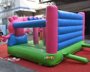 Castello Gonfiabile Commerciale Popolare a Forma di Maialino Rosa per Bambini, Castello Rimbalzante <span class=keywords><strong>con</strong></span> Personaggi dei Cartoni Animati e Percorso a <span class=keywords><strong>Ostacoli</strong></span> in Vendita - Product Image 4