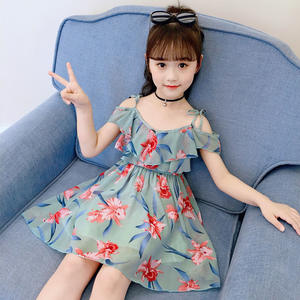 Vestidos de Fiesta de Verano para Niñas, Color Verde, con Estampado de Flores Rojas - Product Image 1