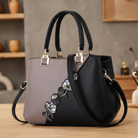 BS INTERNATIONAL Tas Tangan Wanita Kulit Asli Tahan Lama Model Clutch Dua Tali Penutup Ritsleting Kapasitas Besar Tahan Air
