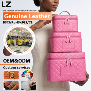 Bolsa de Cosméticos de Piel Sintética Acolchada LZ OEM ODM con Espejo, Compartimento Divisor, Estuche de Maquillaje de Viaje, Neceser, Caja de Aseo, Correa para Equipaje - Product Image 1