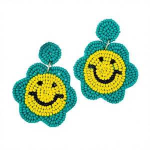 Los Mejores Pendientes de Botón con Cuentas y Cara Sonriente para Mujer, Joyería de Fiesta, Diseño de Dibujos Animados en Verde y Amarillo, Accesorio de Moda para Fiesta - Product Image 1