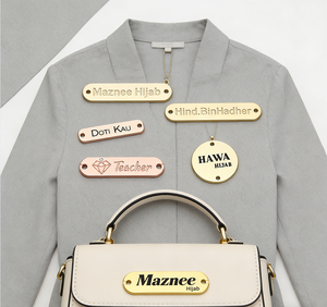 ป้ายโลหะสลักด้วยเลเซอร์ความแม่นยำสูง ป้ายชื่อสแตนเลส ป้ายโลหะป้องกันการซีดจาง สำหรับชิ้นส่วนยานยนต์ - Product Image 1