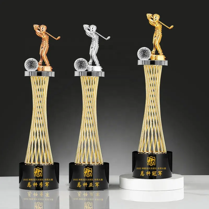 Piala Olahraga Golf K9 berlapis emas logam kustom Penghargaan piala kaca kristal dengan dasar hitam