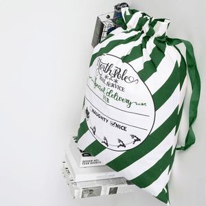 Sacs de Noël en gros d'usine, grands sacs de Père Noël à rayures vertes en coton avec cordon de serrage, sacs cadeaux pour enfants, collection de Noël pour fêtes - Product Image 6