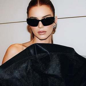 Gafas de Sol Deportivas Ovaladas Plateadas de Moda al por Mayor, Gafas de Sol Steampunk Negras para Hombre y Mujer - Product Image 4